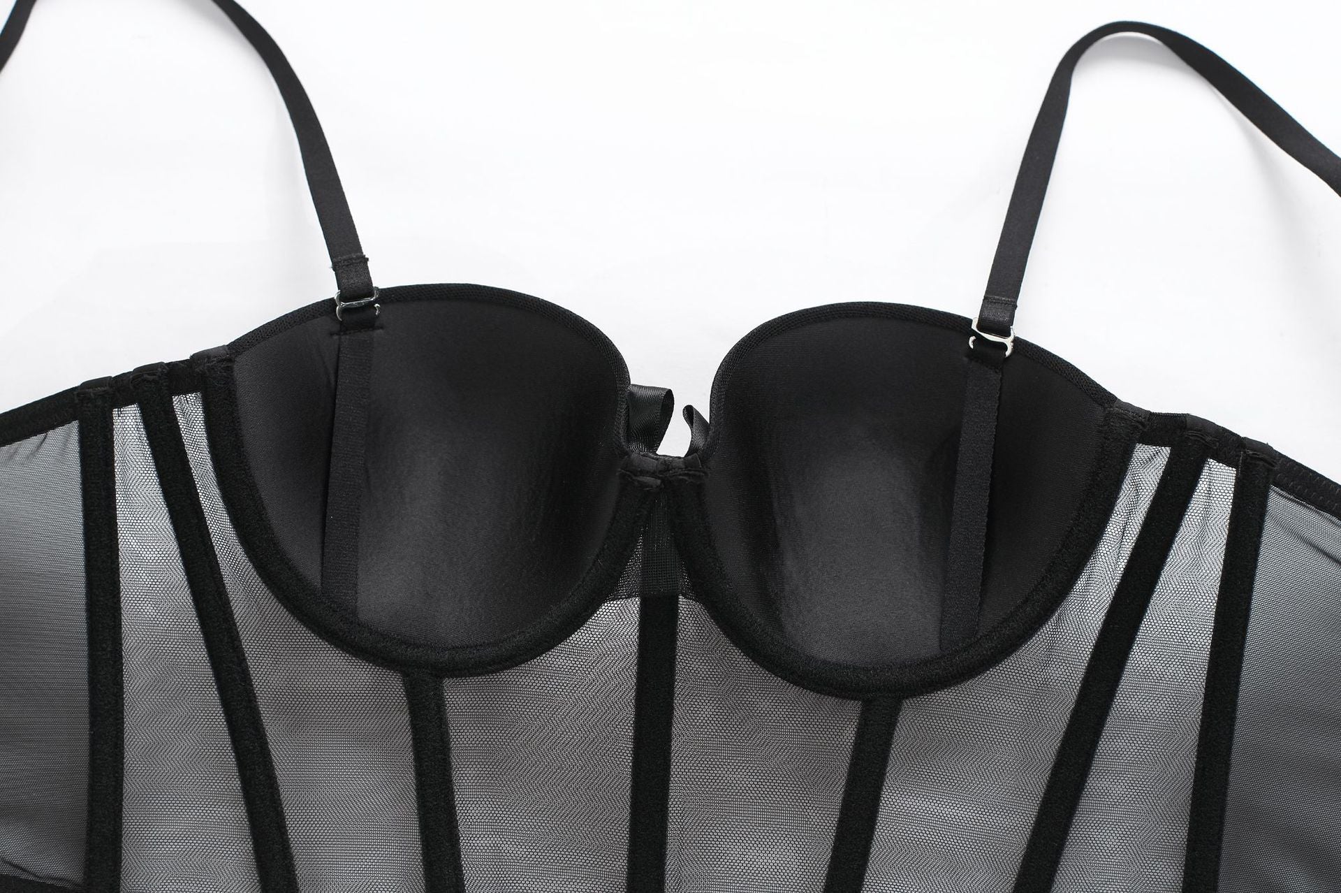 Women's Fashion Two-Piece Lingerie Set with Bow Accents — French-Style Underwear featuring a Longline, Boned, Push-Up Bustier Bra
