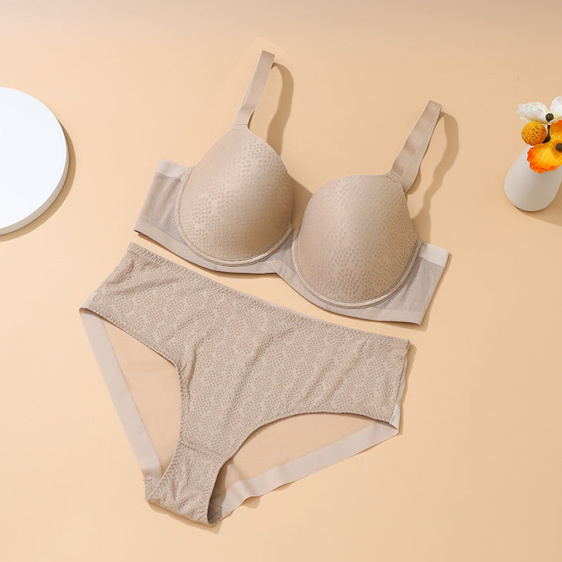 Plus-Size Women's Nylon/Polyester Lingerie Set: Slimming, Anti-Sag Bra and Panty Combo