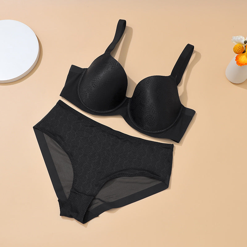 Plus-Size Women's Nylon/Polyester Lingerie Set: Slimming, Anti-Sag Bra and Panty Combo