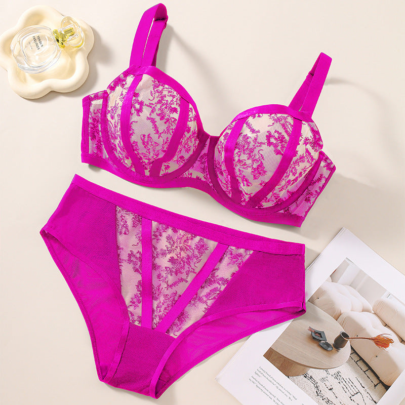 Plus-Size Women's Bra & Panty Set — Slimming & Anti-Sagging, Lifting & Centering, Underwire Support, Floral Lace Bra